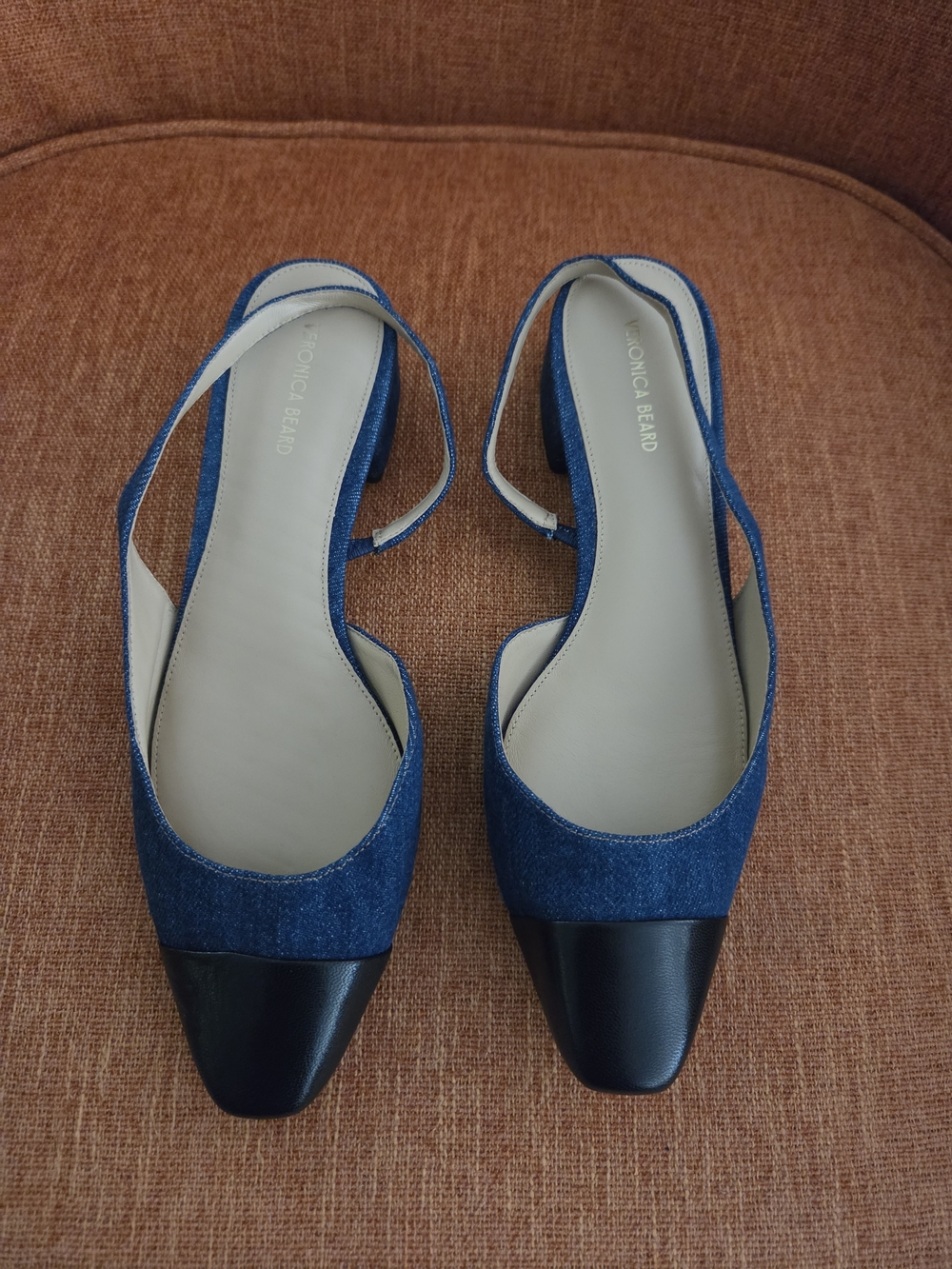 Vero Cuoio Veronica Beard Cecile Denim Slingback Flats with Black Cap Toe 8.5